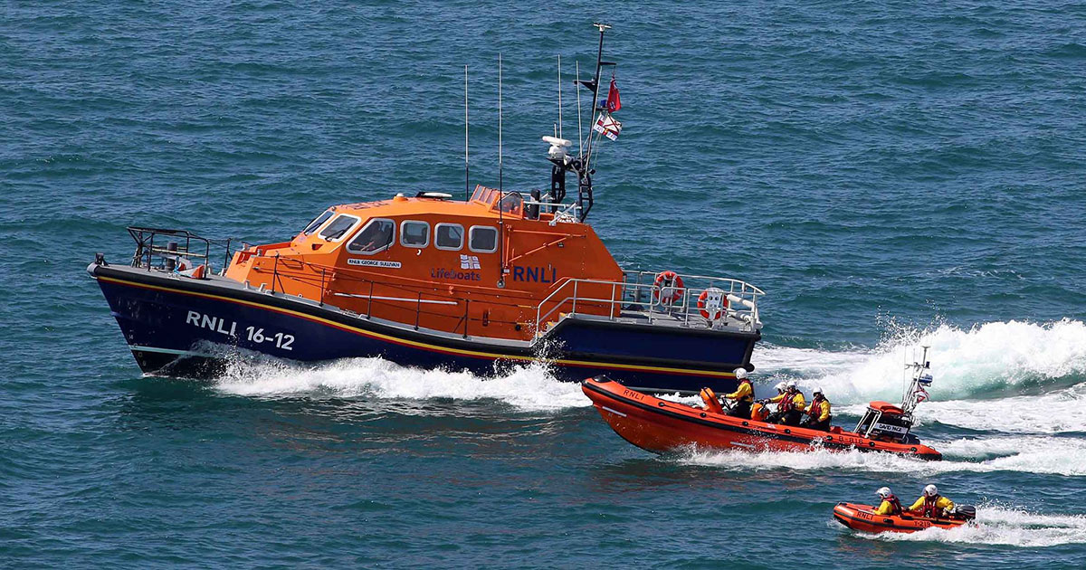 Rnli discount phone pouch